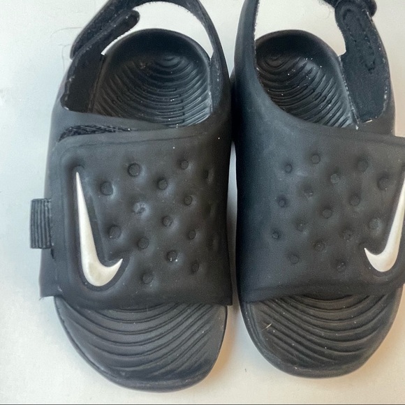 Nike Black Unisex Velcro Strap Sandals Size 6c - Picture 3 of 7